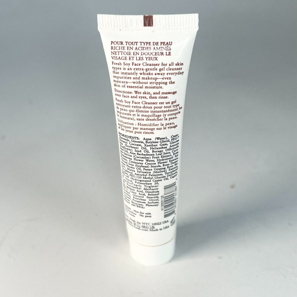Fresh Soy Fresh Face Cleanser Wash Gentle Amino Acids Travel .6 fl oz 20ml New - Picture 3 of 4